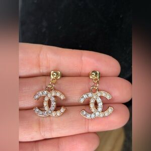 Chanel earrings pearl and diamond